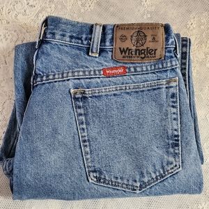 Vintage Wrangler straight jeans hemmed cuff 34x30 made in‎ USA